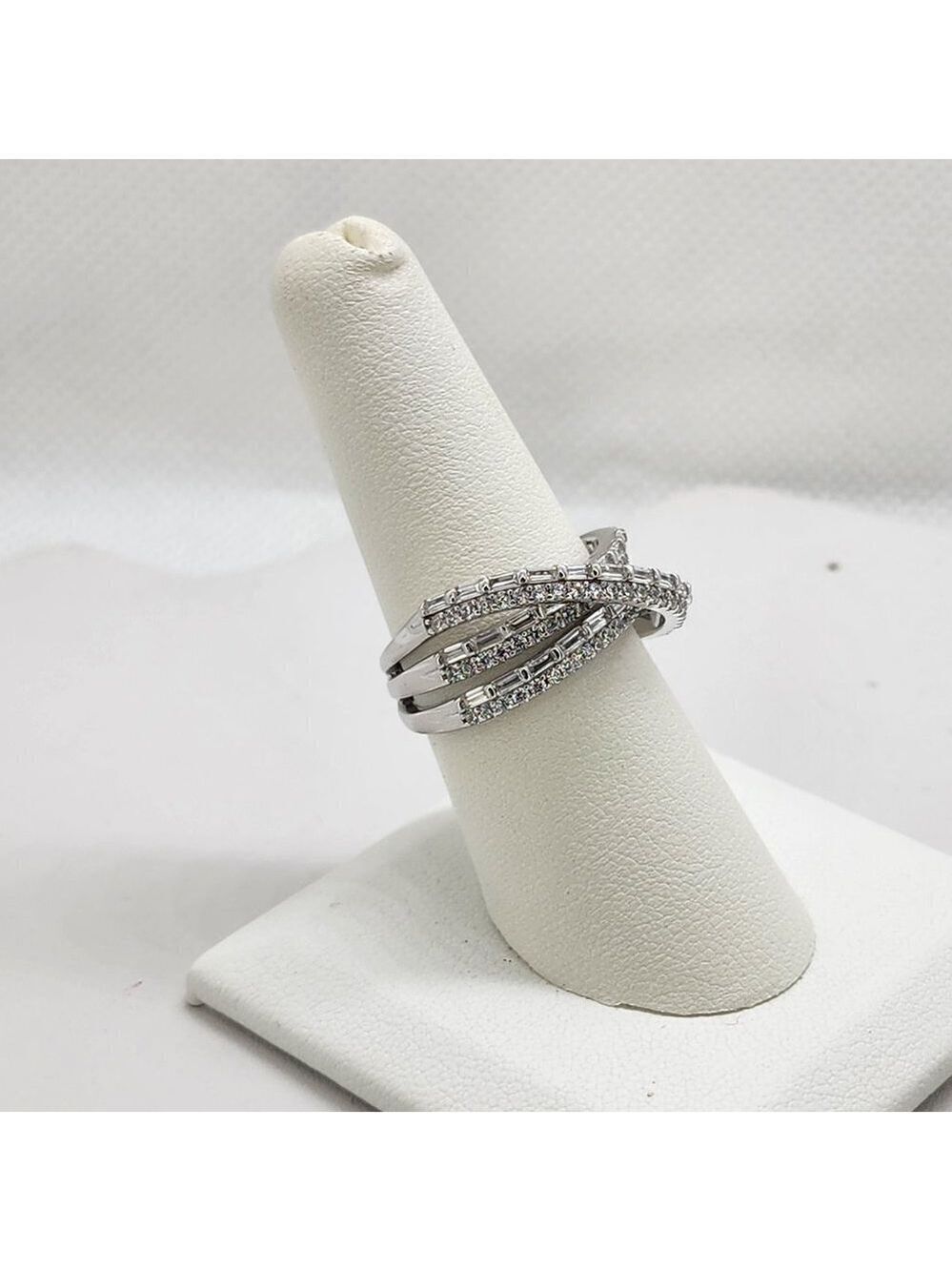 Brand New Sterling Silver 925 Crossover Cz Ring